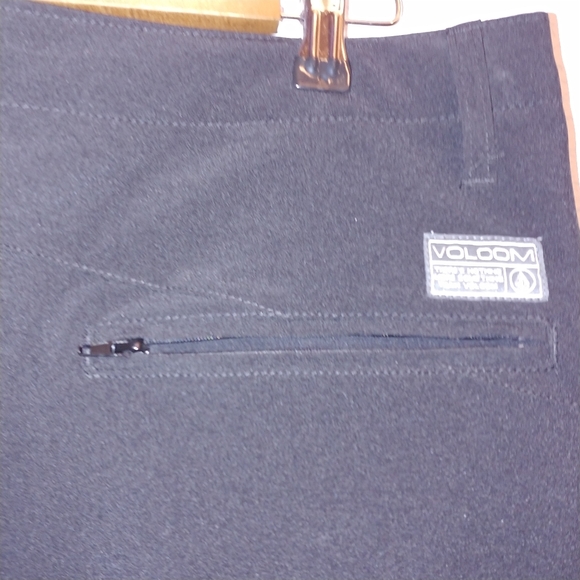 Volcom shorts - Picture 5 of 5